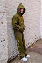 Load image into Gallery viewer, CARDYAE “VVS” ZIP UP