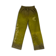Load image into Gallery viewer, CARDYAE “VVS” SWEATPANTS
